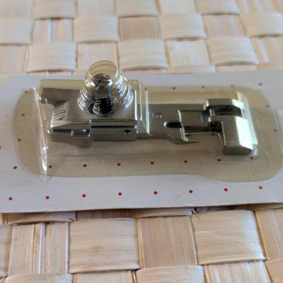 Husqvarna Elastic Foot 2141002-407 - Picture 3 of 5